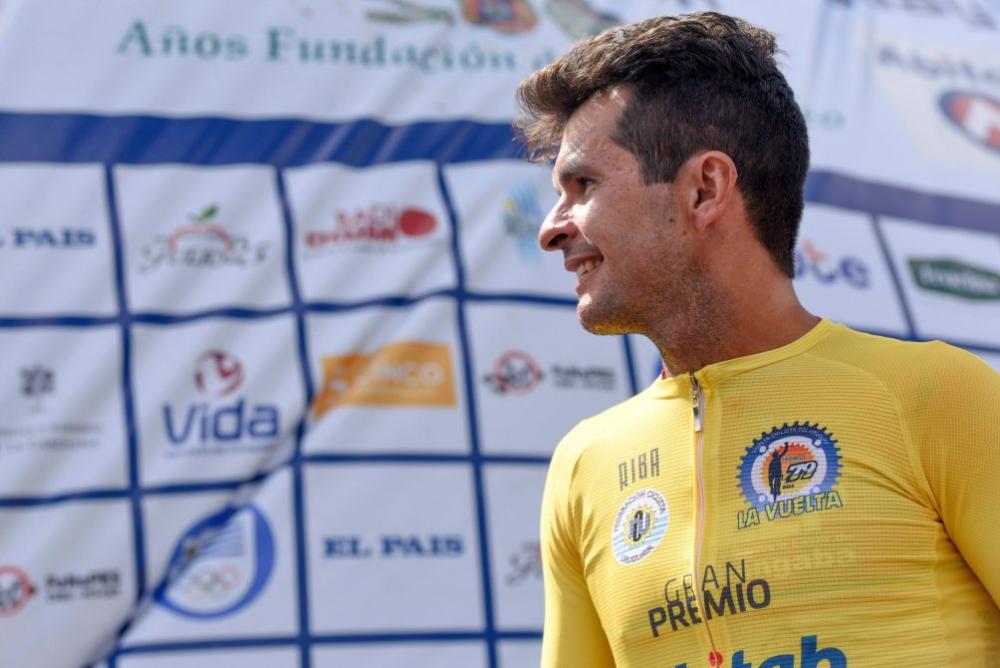 Vuelta Ciclista: Kléver Ramos ganó la etapa y mantiene la malla oro.