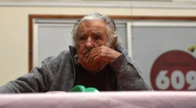 Ingresó de nuevo al Casmu José Mujica está internado y le hacen estudios.