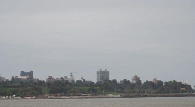 Hollín de incendios en Amazonas llega a Montevideo y la lluvia tomará color oscuro.